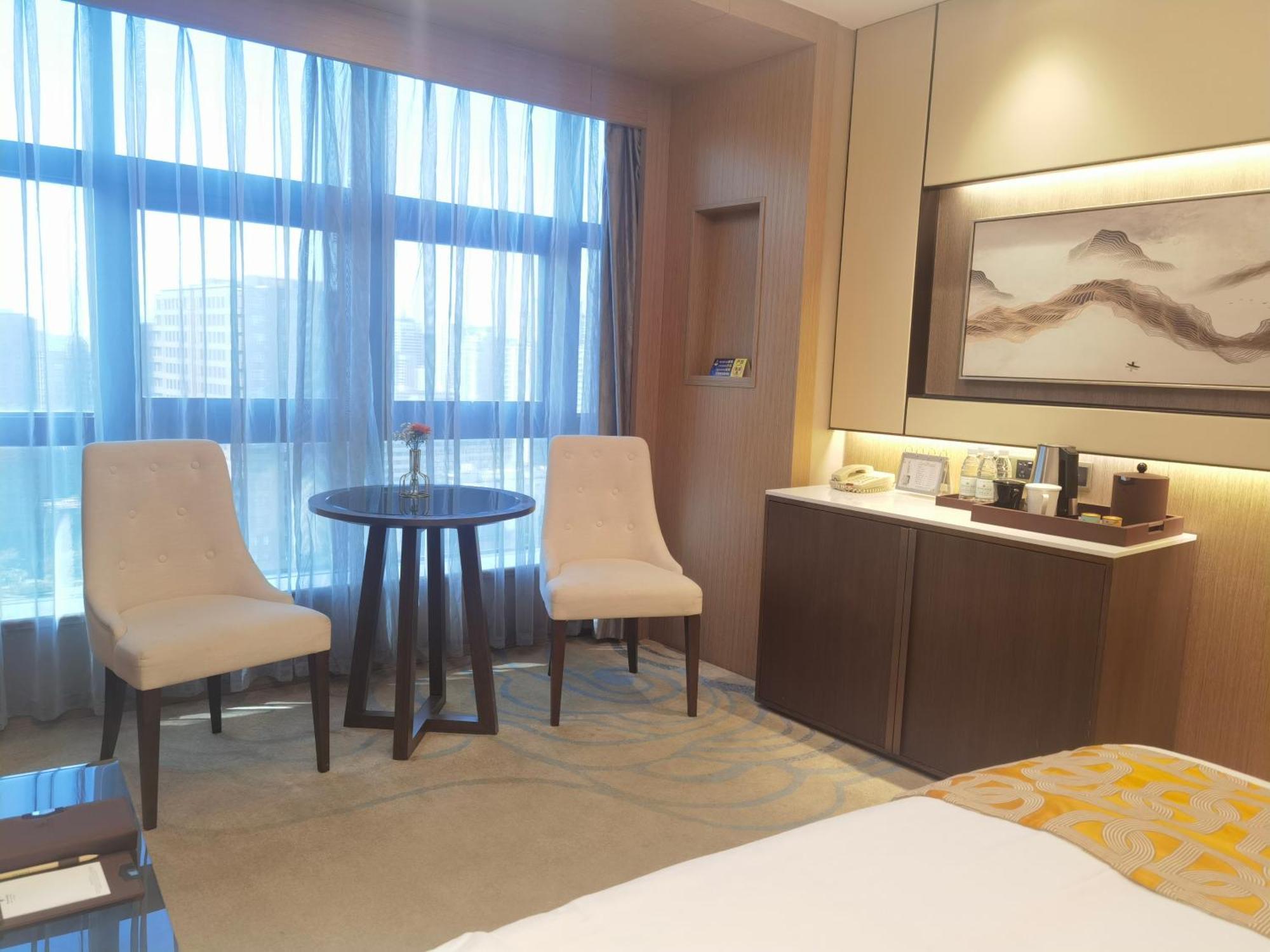 Jin Jiang Pine City Hotel Shanghaj Zewnętrze zdjęcie