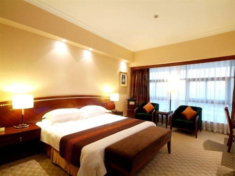 Jin Jiang Pine City Hotel Shanghaj Zewnętrze zdjęcie